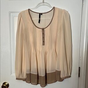 Bellatrix Scoop Neck Blouse in Creamy Beige and Brown size Small